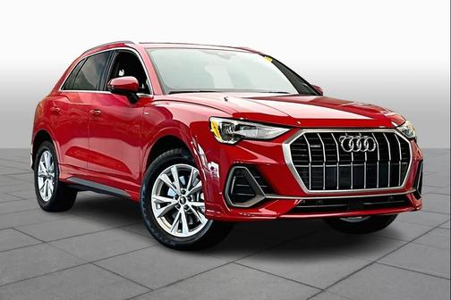 2022 Audi Q3 45 S line Premium