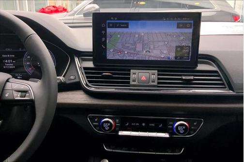 2024 Audi Q5 45 S line Premium Plus
