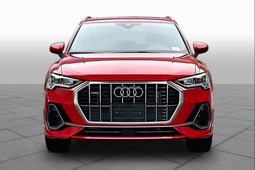 Progressive Red Metallic 2024 Audi Q3 Premium 45 TFSI S line quattro Tiptronic