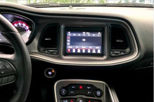 2022 Dodge Challenger SXT