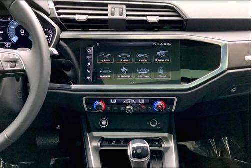 2024 Audi Q3 45 S line Premium Plus
