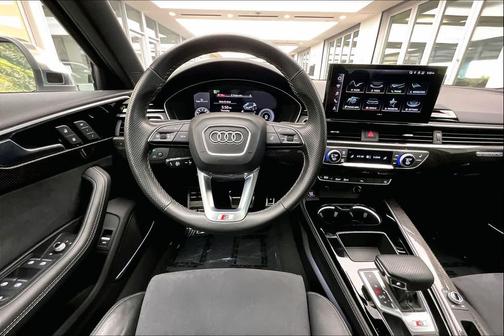 2023 Audi S4 Premium Plus TFSI quattro Tiptronic