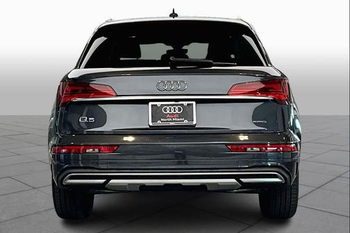 2021 Audi Q5 45 Premium Plus
