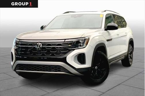 2024 Volkswagen Atlas 2.0T SE w/Technology 4MOTION