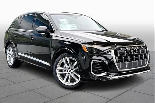 2025 Audi Q7 55 Premium Plus