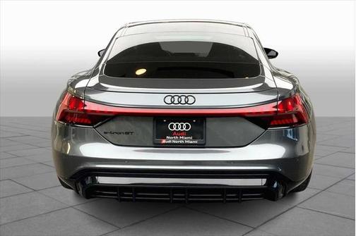 2022 Audi e-tron GT Premium Plus