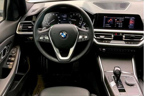 2022 BMW 330 330i