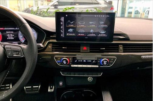 2022 Audi S5 Premium Plus TFSI quattro Tiptronic