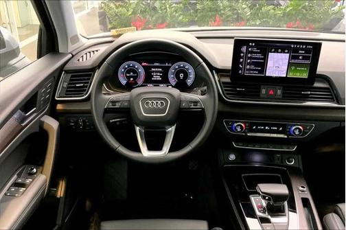 2025 Audi Q5 45 S line Premium Plus
