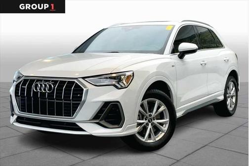 2022 Audi Q3 45 S line Premium Plus