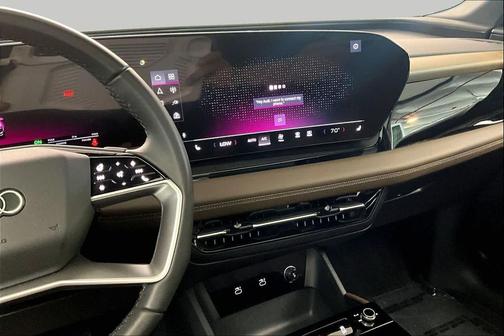 Glacier White Metallic 2025 Audi Q6 e-tron Premium Plus quattro