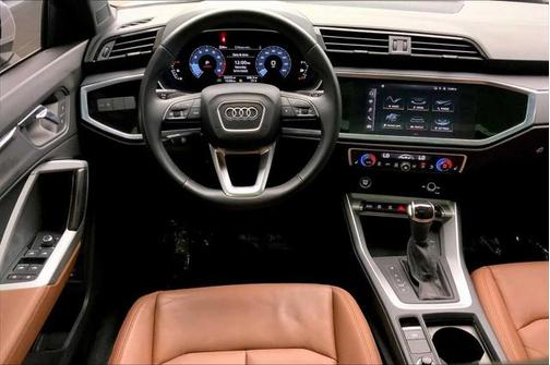 2022 Audi Q3 45 S line Premium