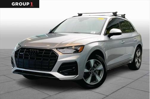 2024 Audi Q5 40 Premium Plus