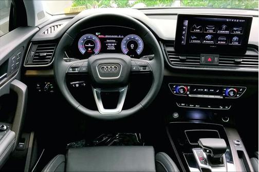 2024 Audi Q5 40 Premium Plus