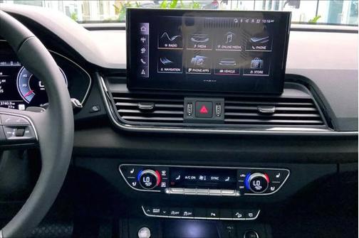 2024 Audi Q5 40 Premium Plus