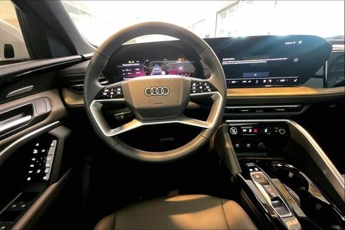 2025 Audi Q5 Premium Plus TFSI quattro S tronic