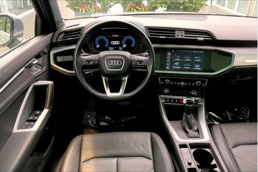 2022 Audi Q3 40 Premium