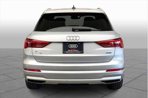 2022 Audi Q3 40 Premium