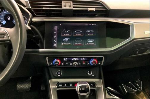 2022 Audi Q3 40 Premium