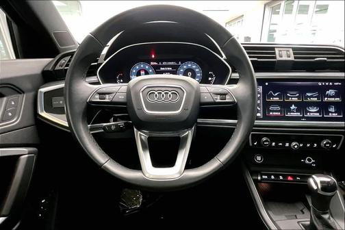 2024 Audi Q3 45 S line Premium Plus