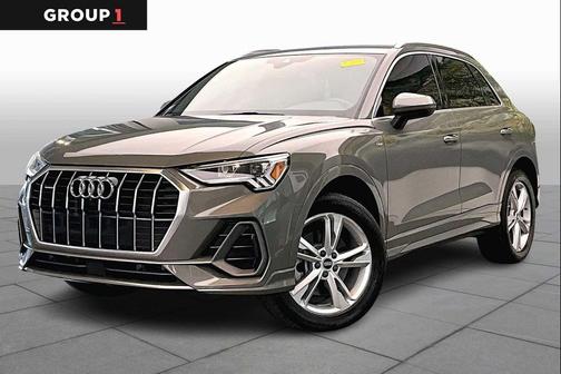 2022 Audi Q3 45 S line Premium Plus