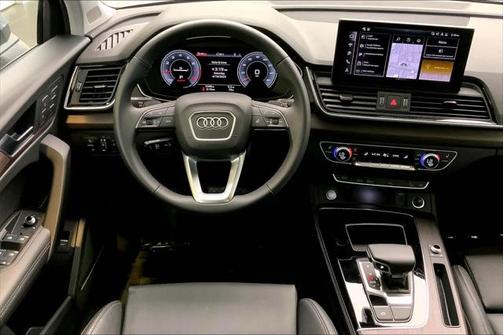 2025 Audi Q5 45 S line Premium Plus