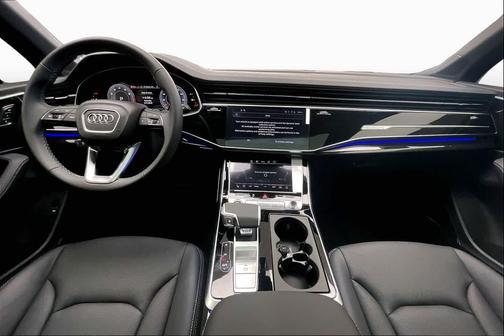 Samurai Gray me 2026 Audi Q7 55 Premium Plus
