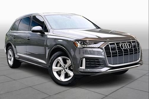 2023 Audi Q7 45 Premium Plus