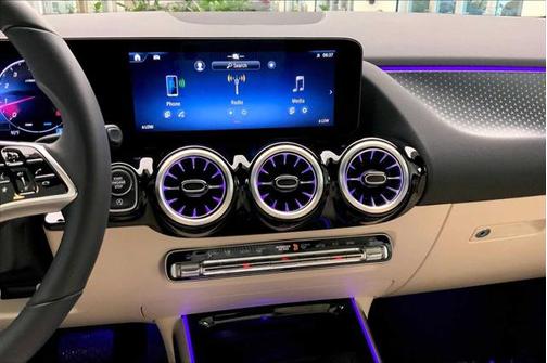 2025 Mercedes-Benz GLA 250 4MATIC