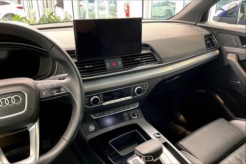 2025 Audi Q5 45 S line Premium