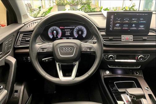 2023 Audi Q5 45 S line Premium Plus