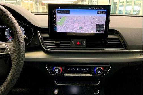 2024 Audi Q5 45 S line Prestige
