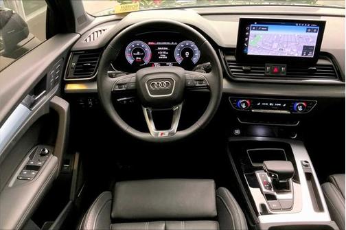 2024 Audi Q5 45 S line Prestige