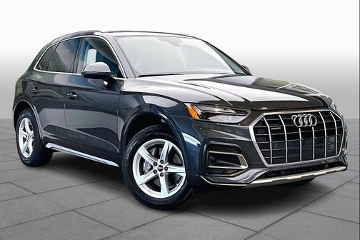 Manhattan Gray Metallic 2023 Audi Q5 40 Premium