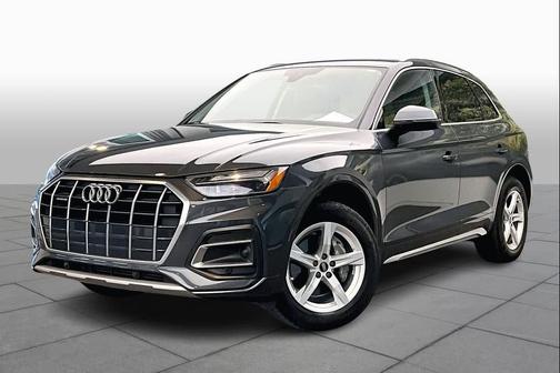 Manhattan Gray Metallic 2023 Audi Q5 40 Premium