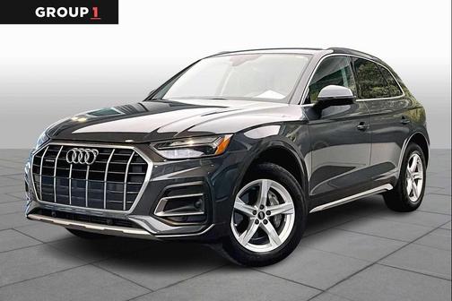 Manhattan Gray Metallic 2023 Audi Q5 40 Premium