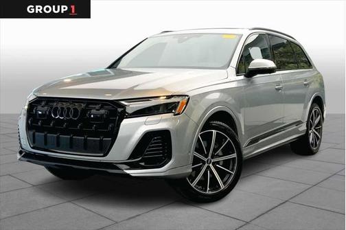 2025 Audi Q7 45 Premium Plus