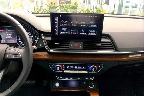 2022 Audi Q5 45 S line Premium