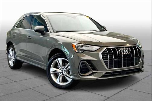 2022 Audi Q3 45 S line Premium