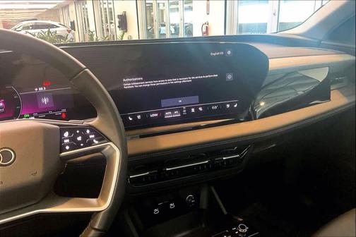 Glacier White Metallic 2025 Audi Q6 e-tron Premium Plus quattro