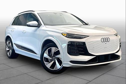 Glacier White Metallic 2025 Audi Q6 e-tron Premium Plus quattro