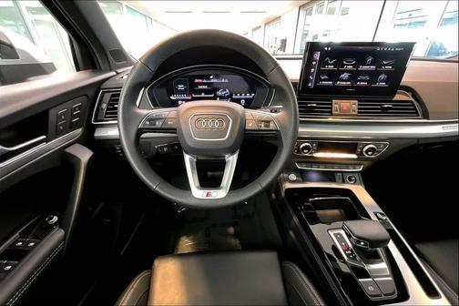 2025 Audi Q5 45 S line Premium Plus