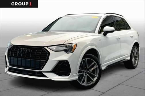 2022 Audi Q3 45 S line Premium
