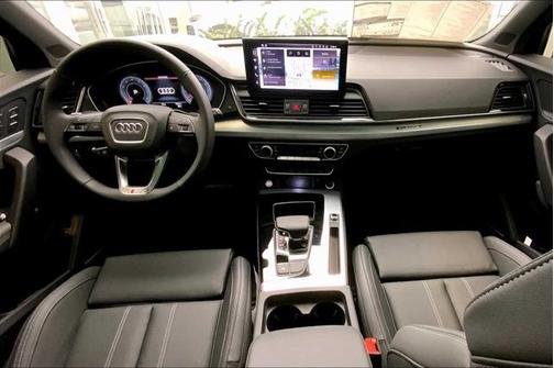2025 Audi Q5 45 S line Prestige