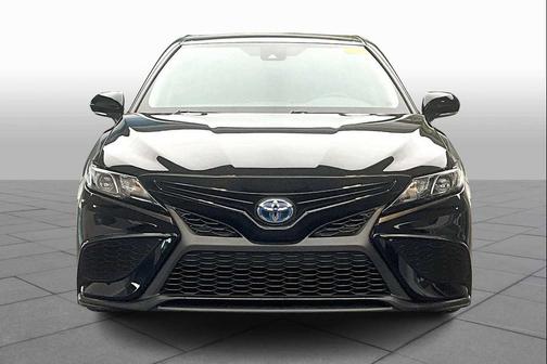 2024 Toyota Camry Hybrid SE