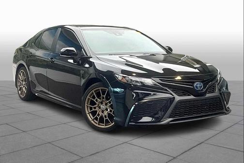 2024 Toyota Camry Hybrid SE