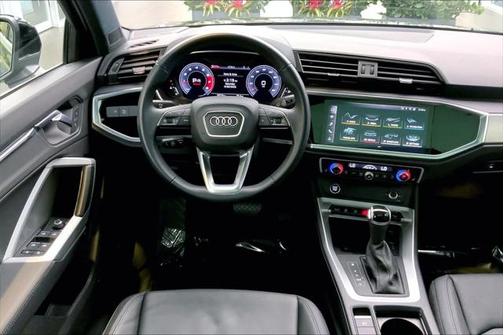 2021 Audi Q3 40 Premium Plus