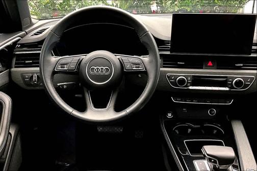 2022 Audi A4 45 S line Premium Plus