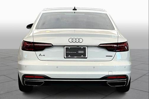 2022 Audi A4 45 S line Premium Plus