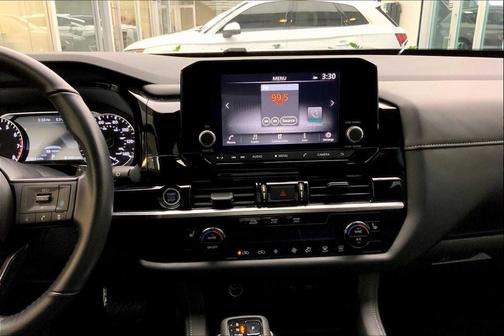 2024 Nissan Pathfinder SV 4WD